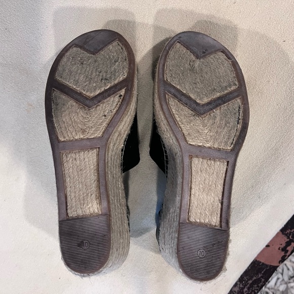 Marc Fisher Size 10 Wedge - Picture 5 of 7